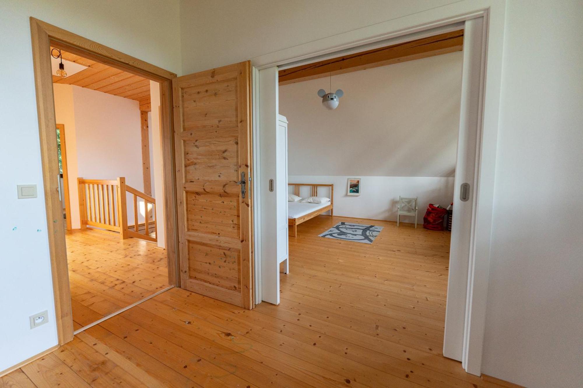Villa Moderni Sumavska Roubenka S Vyhledem Na Boubin à Vimperk Extérieur photo